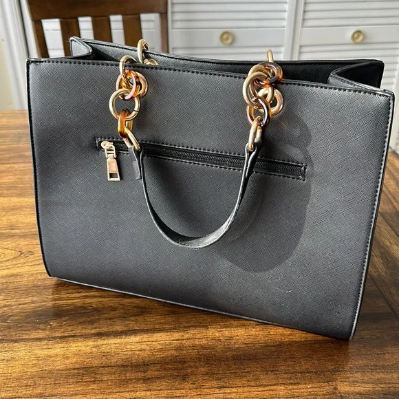 Handbag - Picture 2 of 3